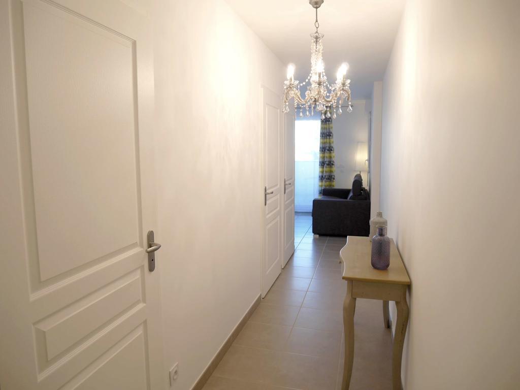 Le Janua - Accort Apartment Анси Екстериор снимка